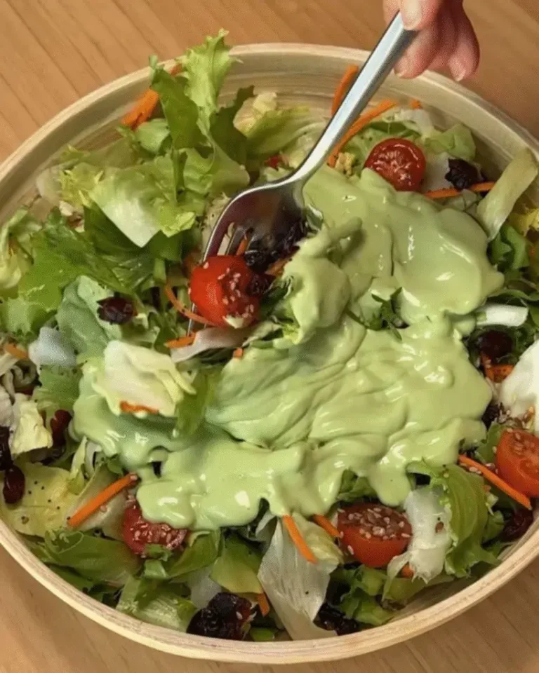 Salada com molho agridoce